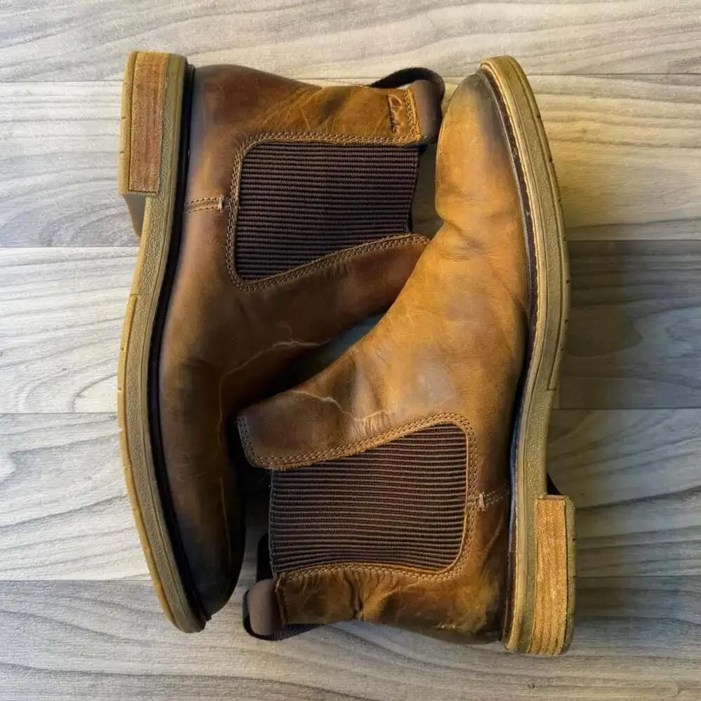 Clarks Men's Brown Leather Chelsea Boots Size 9